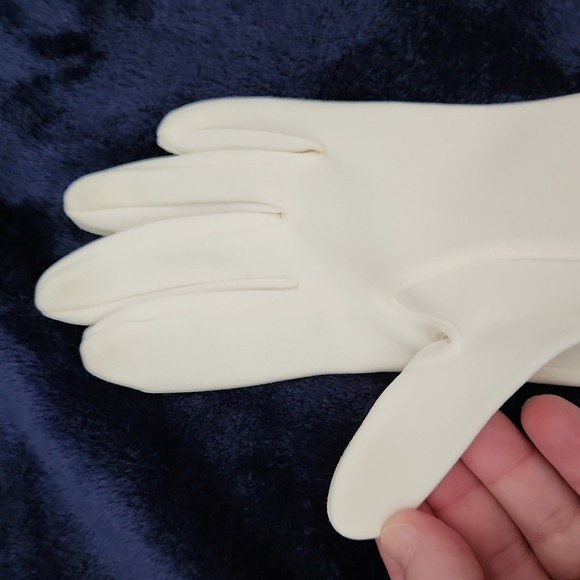 Vintage fancy gloves - Picture 3 of 5